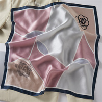Écharpe en soie de luxe, artisanat de fabrication artisanale, soie pure, foulard pour la tête, impression de motifs personnalisés, vente en gros pour les fournisseurs de boutiques de marques