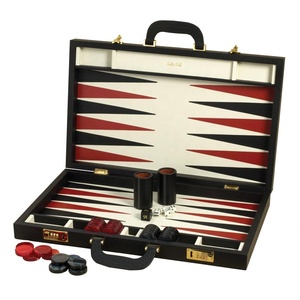 Gioco da tavolo caldo all'ingrosso scacchi fatti a mano <span class=keywords><strong>in</strong></span> <span class=keywords><strong>legno</strong></span> giochi di scacchi <span class=keywords><strong>Backgammon</strong></span> <span class=keywords><strong>in</strong></span> pelle - Product Image 3