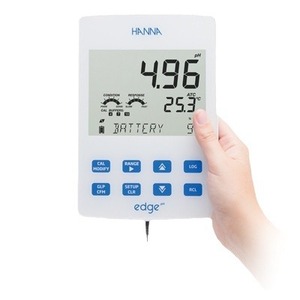 เครื่องวัดค่า pH รุ่น Hanna Hi2002 หน้าจอขนาดใหญ่ แบบดิจิตอล พร้อมระบบชดเชยอุณหภูมิ สำหรับใช้ในห้องปฏิบัติการ - Product Image 2