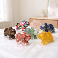 Vente en gros d'éléphants en résine faits à la main avec des éclats de cristal, améthyste et quartz rose, pour la décoration
