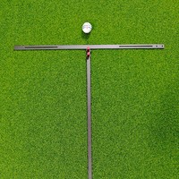 SwingPerfect Outil d'entraînement de golf pour le putting et le chipping en fibre de carbone, support en forme de T, aide à la position et à l'amplitude de swing, entraîneur triangulaire