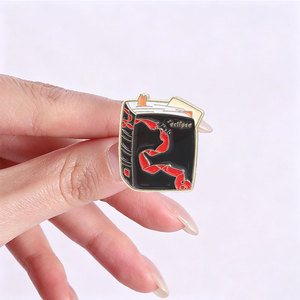 Pin Esmaltado con Forma <span class=keywords><strong>de</strong></span> <span class=keywords><strong>Libro</strong></span> <span class=keywords><strong>de</strong></span> Literatura Gótica, Broche <span class=keywords><strong>de</strong></span> Novela <span class=keywords><strong>de</strong></span> Romance Vampírico para Regalo Coleccionable - Product Image 2