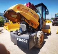 Rouleau compresseur à simple tambour XS600J de 6 tonnes, modèle 2022, moteur d'origine 36 kW, peu utilisé, pour usage agricole, en stock