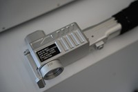 Machine de nettoyage laser à impulsions refroidie par air 300W, unité complète en valise, système de décapage de peinture et de rouille lourde monophasé