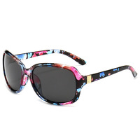 Vente en gros de lunettes de soleil polarisées unisexes européennes et américaines, design personnalisé, tendance rétro classique pour femmes