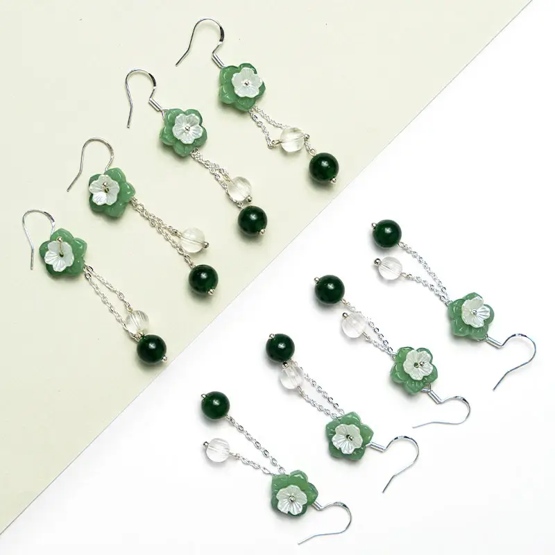 Robin Crystal usine vert jade sculpté longues boucles d'oreilles suspendues femmes