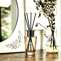 Ensemble diffuseur de parfum en verre de luxe 200 ml |   Parfum d'ambiance élégant avec bâtonnets noirs pour la décoration du salon, de la chambre et du bureau