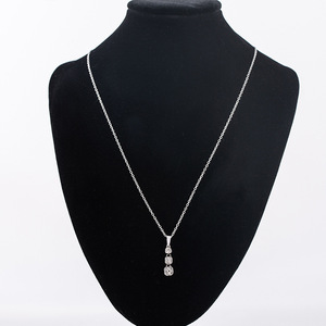 สร้อยคอเหล็กไทเทเนียมพร้อมจี้เพชรทรงกลมสำหรับผู้หญิงสวมใส่ทุกวัน ดีไซน์เรขาคณิต โซ่คล้องไหปลาร้า - Product Image 3
