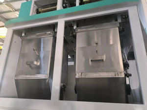 Máquina Ensacadora de Arroz Semiautomática 10-50kg con Elevador Automático, Transportador y Opción de Sellado Térmico con Memoria para Bolsas de Alimentos, Plástico, Granos y Azúcar - Product Image 3