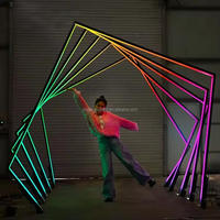 Nouveau support vertical de néon LED 2026 pour allée de mariage, arche, tunnel, décoration de scène moderne, décoration d'événement