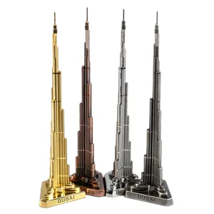 Diseño de logotipo personalizado Modelo de edificio en Miniatura de metal 3D de Burj Khalifa Tower Recuerdo turístico de país grabado por fabricación