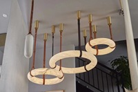 JYLIGHTING Lustre en albâtre personnalisé de haute qualité Pendentif en albâtre en cuivre et marbre Hôtel Villa