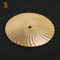Logo personnalisé Nh35 2824 pièces de cadran de montre 35mm gravure cadran de montre en laiton avec des fabricants d'accessoires de visage d'or