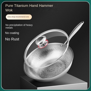 Klassiek Ontwerp Puur Titanium Wok Handgemaakte Hamerpatroon Ijzeren Pan Met Antiaanbaklaag Ongecoate Pan Titanium Kookgerei Set - Product Image 2