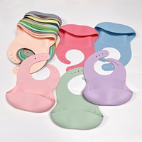 2024 Vente en gros Personnalisé Motif animalier en forme de gourde Confortable Doux Sans BPA Qualité alimentaire Facile à nettoyer Bébé