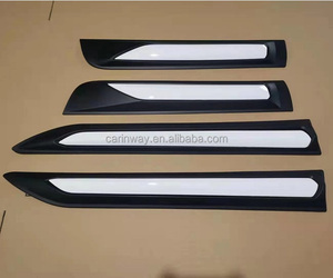 Embellecedor de puerta de coche blanco, Panel de moldura de carrocería de puerta, Placa de protección de puerta, piezas de carrocería, accesorios de coche para Hilux Revo Rocco 2021 - Product Image 4