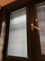 Ventanas de Aluminio en Oferta, Ventana Abatible con Vidrio Templado, Persianas Integradas, Ventanas con Sistema de Aislamiento Acústico