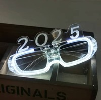 2026 nouvel an carnaval LED lunettes en plastique fournitures de fête lumineuses pour noël pâques remise des diplômes et retour à l'école carnavals