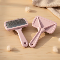 Kit de soin des pattes pour animaux de compagnie Protect & Groom comprenant un baume en pot de 40 g et un peigne démêlant