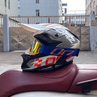 Casque de moto chaud casques à double lentille avec casque modulaire ABS en verre