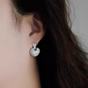 Orecchini pendenti a forma di cuore da donna, eleganti gioielli alla moda con design a cuore - Product Image 6