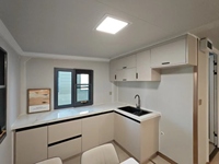 Maison mobile Voros Easy Install Tiny House, conteneur extensible de 20 pieds avec chambre, cuisine et salon, maison préfabriquée en conteneur