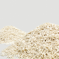 Litière pour chat personnalisée de marque, 2,5 kg, en forme de bande blanche, à base de tofu, emballage sous vide, marque privée, agglomération rapide, directement de l'usine