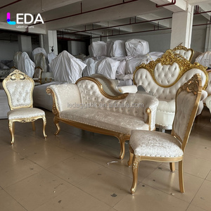 Canapé de mariage à bordure dorée LEDA, directement de l'usine, pour les mariés, chaise royale, décoration de scène pour événements. - Product Image 2