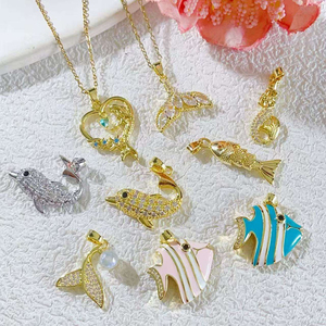 High Quality New Trendy Gold Plated <b>Copper</b> Colored Diamond Zircon Animals Pendant for Jewelry Making - Product Image 1