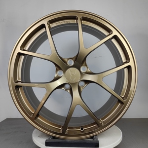 <span class=keywords><strong>17</strong></span> 18 19 <span class=keywords><strong>pouces</strong></span> cinq trous aluminium <span class=keywords><strong>1</strong></span> pièce <span class=keywords><strong>jantes</strong></span> de voiture forgées 5X112 5X120 couleur bronze pour <span class=keywords><strong>Bmw</strong></span> série <span class=keywords><strong>1</strong></span> F20 E81 2008 120I - Product Image 3