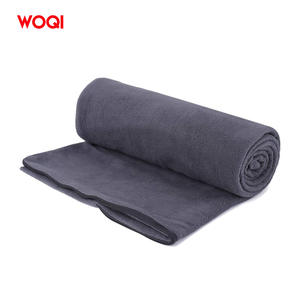 Sac de couchage en polaire Woqi gris foncé, couverture de voyage et de camping multi-usage 100x150cm, garnissage en fibres synthétiques - Product Image 2