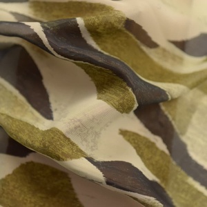 100% Polyester Twill Voan Vải Bán Buôn Màu Sắc Tươi Windproof Hoa Kỹ Thuật Số In Vải Cho Phụ Nữ Của Quần Áo - Product Image 3