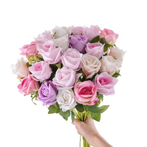 ช่อดอกกุหลาบประดิษฐ์ CallaFloral กลีบดอกทำจากโพลีเอสเตอร์ สำหรับตกแต่งงานแต่งงานในร่ม - Product Image 5