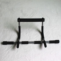 Barra de dominadas para puerta, portátil, para gimnasio en casa, barra de entrenamiento para la parte superior del cuerpo, sin perforaciones, con agarres de espuma para entrenamiento de fuerza