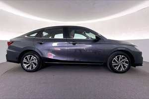 Compre Ahora Autos Usados: Toyota <span class=keywords><strong>Yaris</strong></span> S G Sedán 2024, Listo para Enviar - Product Image 2