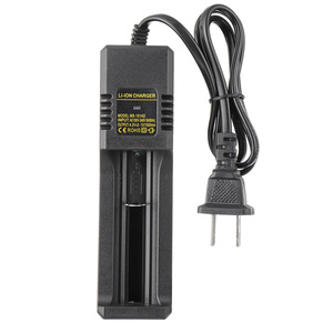 Chargeur Li-Ion à fente unique pour batteries 18650 26650, sortie 4,2 V 1000 mA pour batteries de lampe torche - Product Image 1