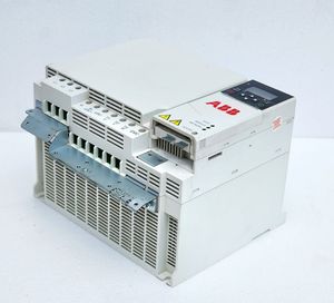 อินเวอร์เตอร์/โมดูลแปลงความถี่ ACS380-040S-045A-4 ใหม่ 22kW <span class=keywords><strong>3</strong></span>~480VAC รองรับการตั้งโปรแกรม PLC ผ่าน RS485 - Product Image 1