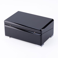 Boîte à bijoux en bois laqué noir brillant sur mesure, avec fermeture métallique, doublure en microfibre, boîte de rangement en bois de luxe pour bijoux et montres
