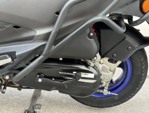 <span class=keywords><strong>Scooter</strong></span> <span class=keywords><strong>Suzuki</strong></span> UY125 125cc d'occasion - Véhicule fiable et économique pour les trajets urbains - Product Image 4