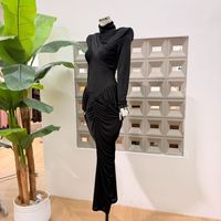 Robe longue plissée pour femme, col montant, coupe ajustée, élastique, nouvelle collection automne 2026, style boutique