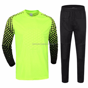 Professional Soccer Goalkeeper Uniform Set 100% Cotton Eco-Friendly Moisture-Wicking Customized Colors Logo Printing - Product Image 2
