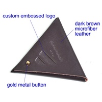Pochette triangulaire pour bijoux, pièces de monnaie et boutons en cuir microfibre avec logo et couleur personnalisés en relief