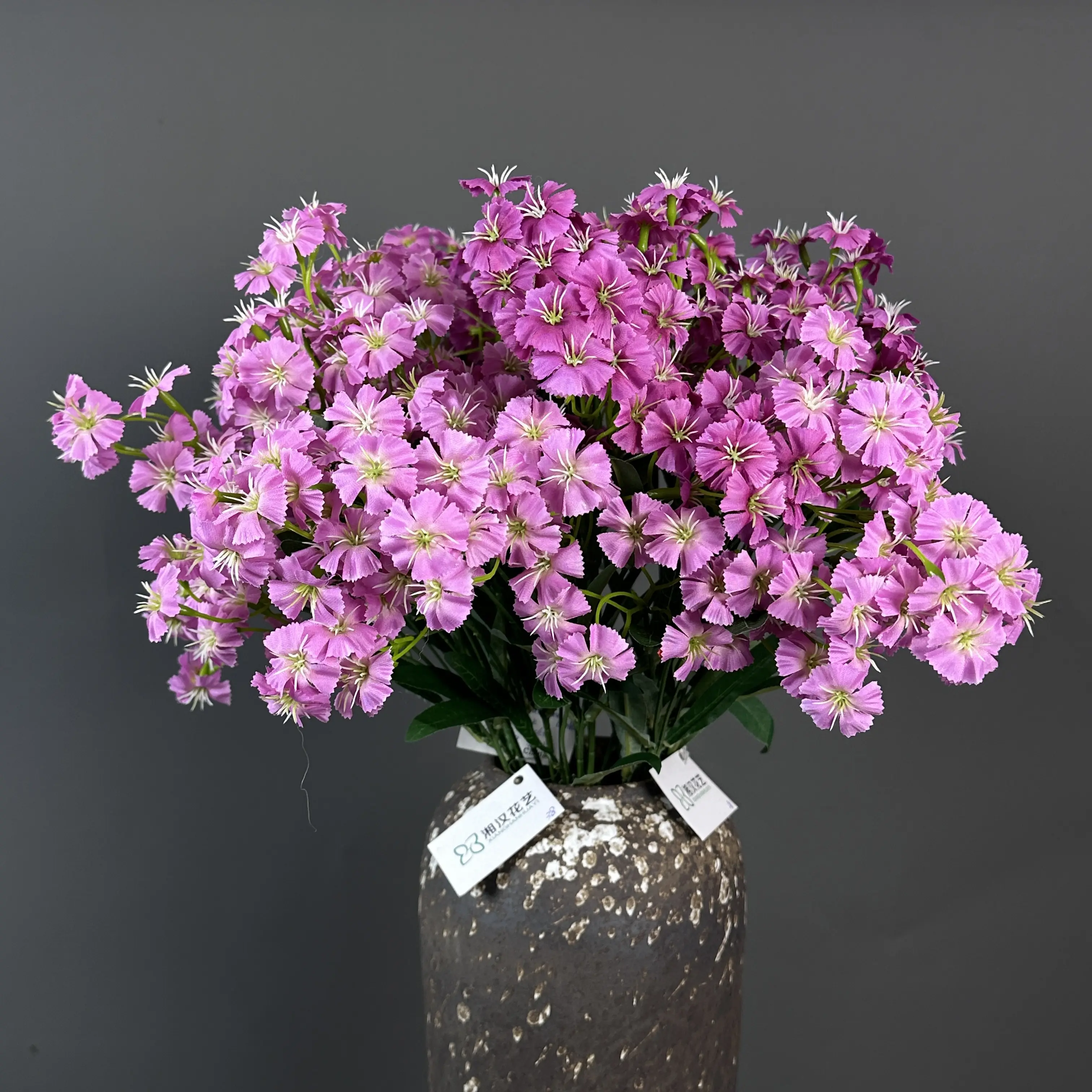 Цветок из искусственного шелка для украшения свадебного стола