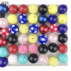 Venta al por mayor Rosa estilo navideño mezclado 20mm Bubblegum Beads para la fabricación de joyas collar acrílico cuentas redondas Accesorios - Product Image 4