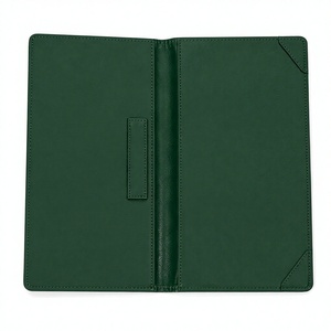 Portefeuille pliable en cuir synthétique Samavia pour cartes de scores, compétition sportive |   Personnalisable en cuir PU, durable et portable - Product Image 1