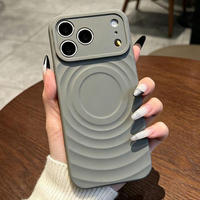 Coque de téléphone portable magnétique en silicone PC ondulée tendance pour iPhone 18 17 16 15 14 Pro Max, compatible avec la charge sans fil et antichoc