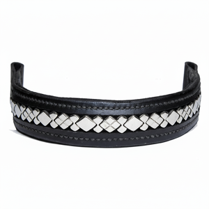 Collar de cuero para perro de canal vacío, completamente cosido, negro, inglés, para brida diseñada con cubierta de diamante de acero inoxidable - Product Image 1