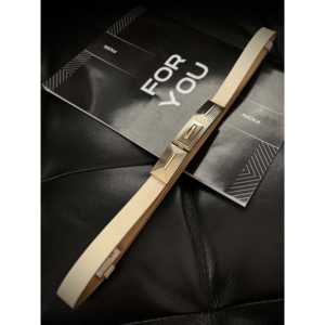 Cinturón de mujer con hebilla de placa larga y delgada Fiori, estilo casual, de aleación metálica, color beige - Product Image 1