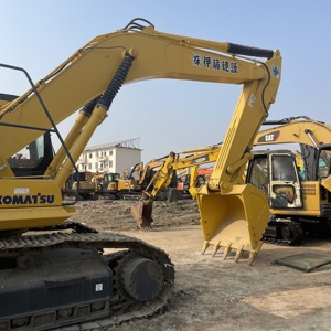 Fiabilité éprouvée, forte force de creusement, construction durable, excavatrice d'occasion Komatsu PC350, 35 tonnes, modèle <span class=keywords><strong>2023</strong></span>, moteur, boîte de vitesses, PLC, moteur - Product Image 4