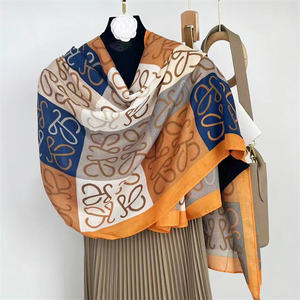 Écharpe Légère et Respirante Printemps-Été pour Femme, Style Élégant, Grande Taille 180cm, Couleurs Contrastées, Châle de Plage et de <span class=keywords><strong>Voyage</strong></span> pour la Protection Solaire - Product Image 1